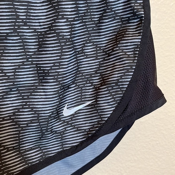 NIKE Dri-Fit Athletic Running Shorts - Picture 5 of 15